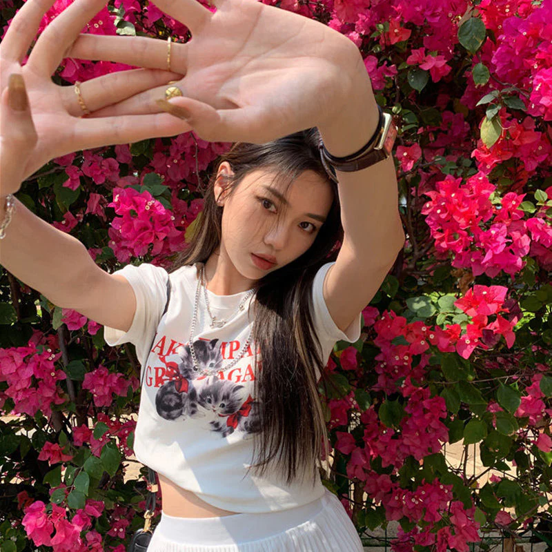 Aesthetic Kitten Graphic Crop Top - Image 5