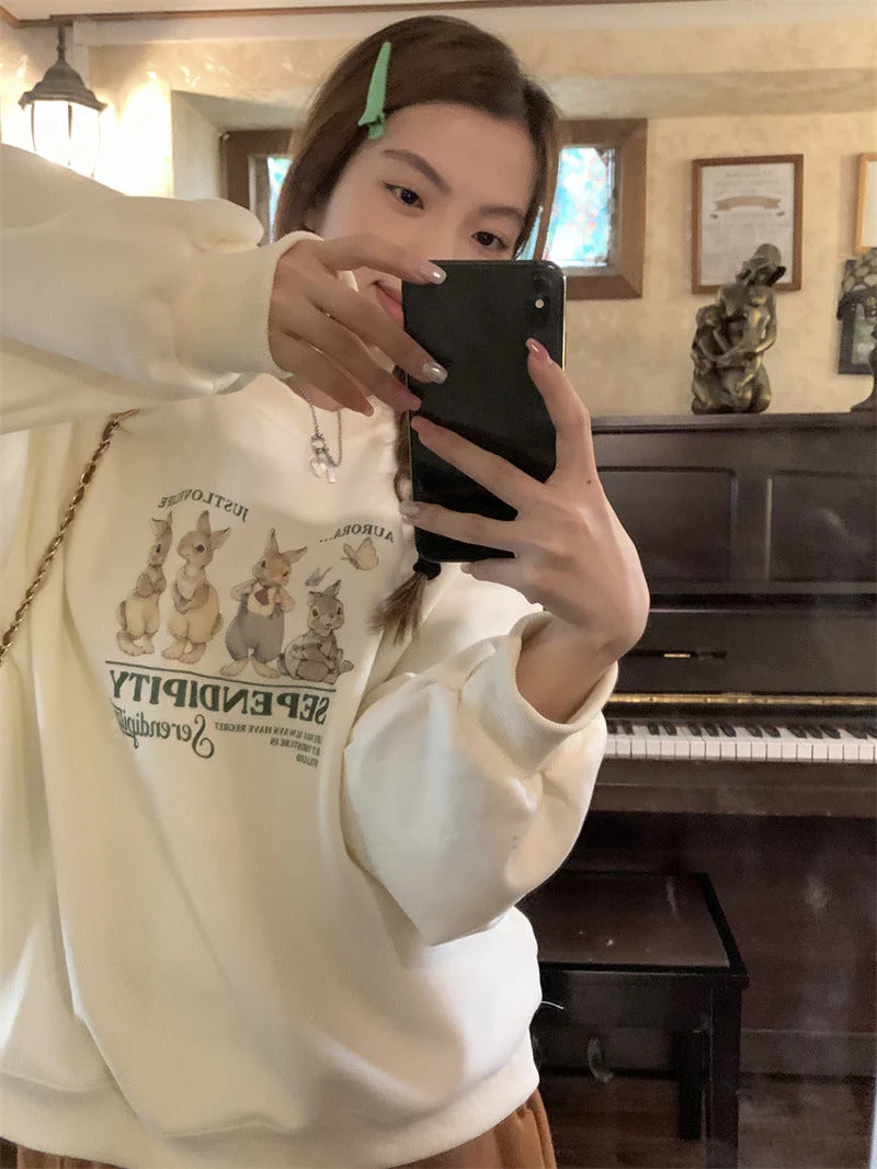Aesthetic Rabbit Print Oversized Sweatshirt - Image 8