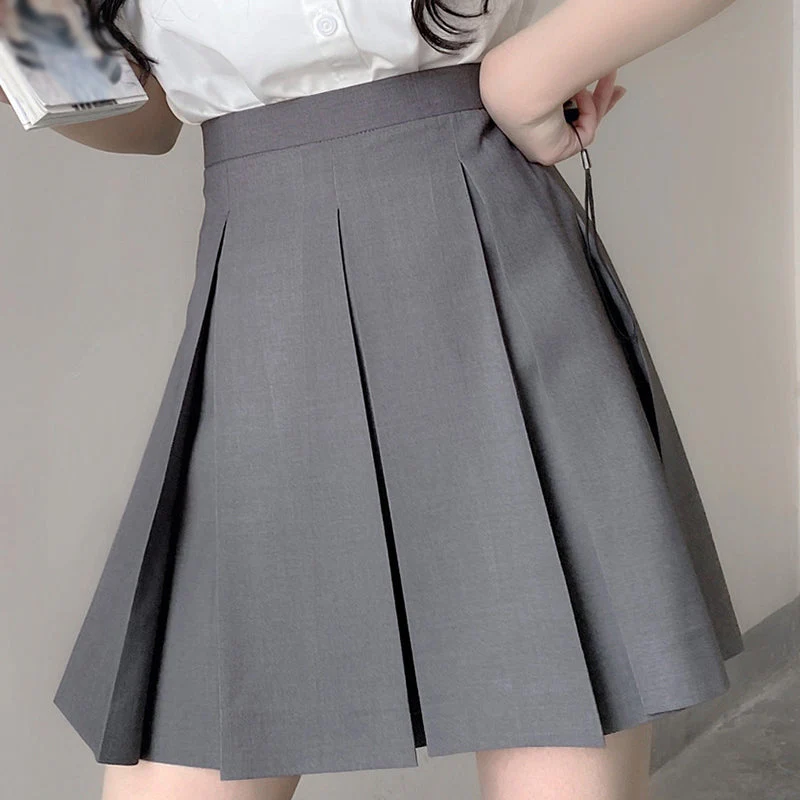 Black Pleated Skirt - Image 3