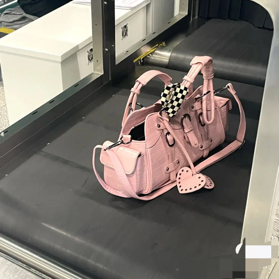Buckle Babe Pink Shoulder Bag - Image 3