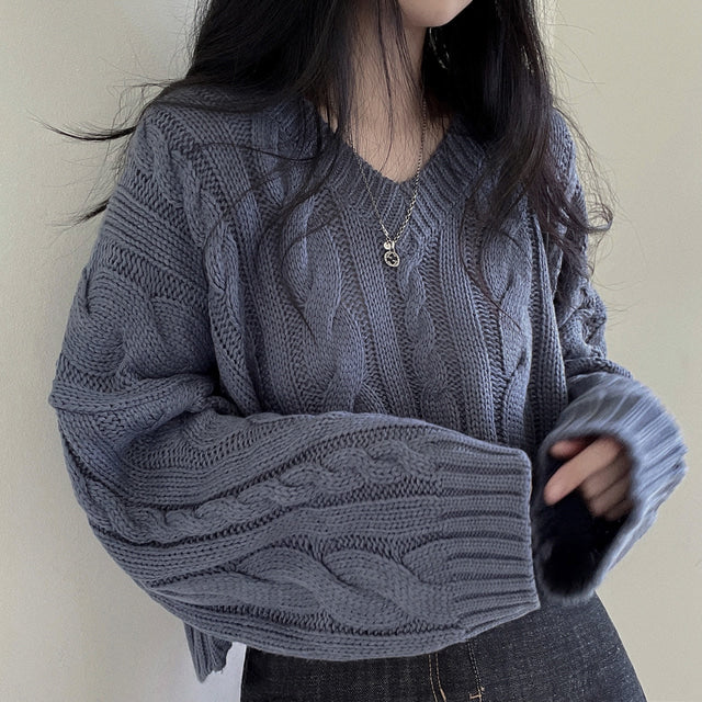 Cable Knit V-Neck Sweater - Image 10