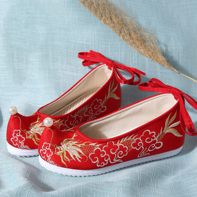 Cloud Loong Embroidered Shoes - Image 2