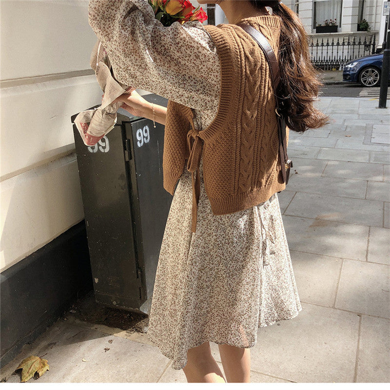 Coffee Cream Argyle Vest - Image 2
