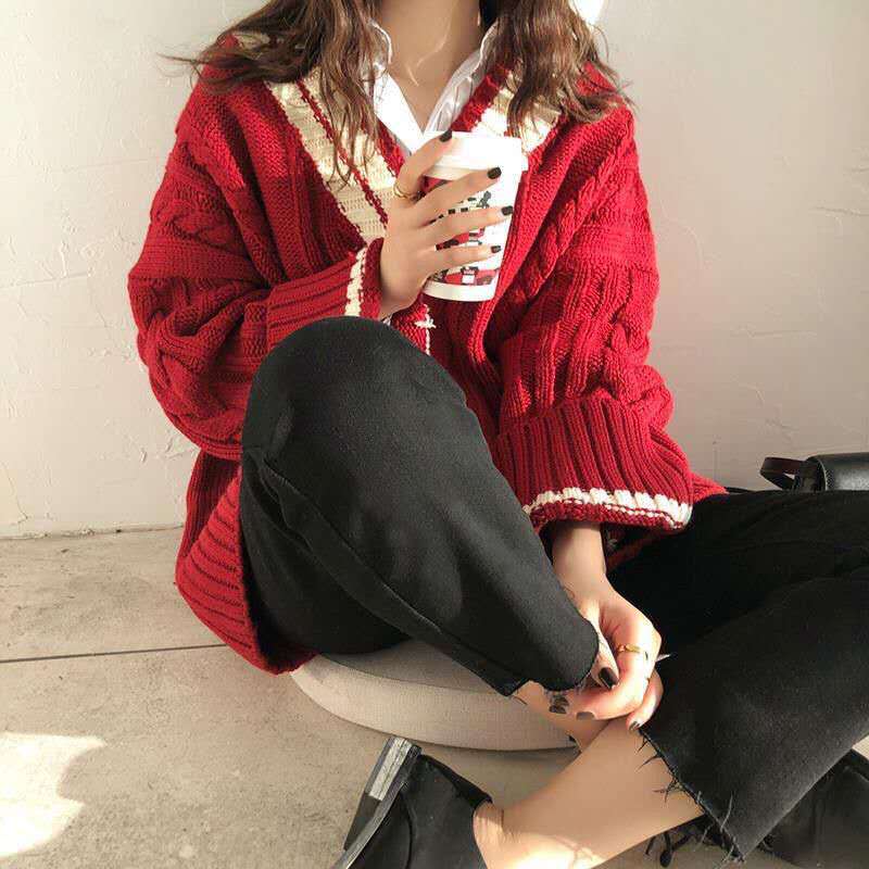 Contrast Color V Neck Cable Knit Sweater - Image 3