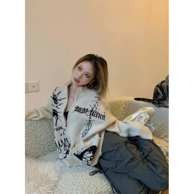 Different Print Big Pocket Knit Cardigan - Image 10
