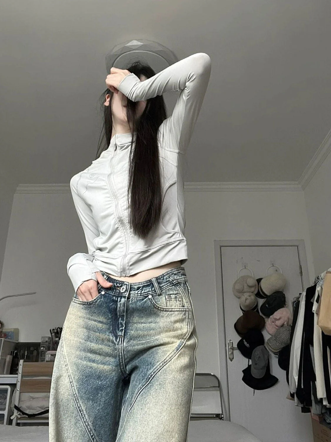 Distressed Washed Splice Design Loose Boyfriend Jeans - Image 6