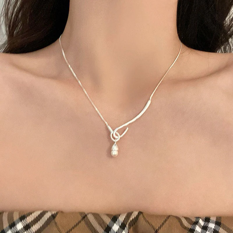 Double-layer Pearl Camellia Necklace - Image 27