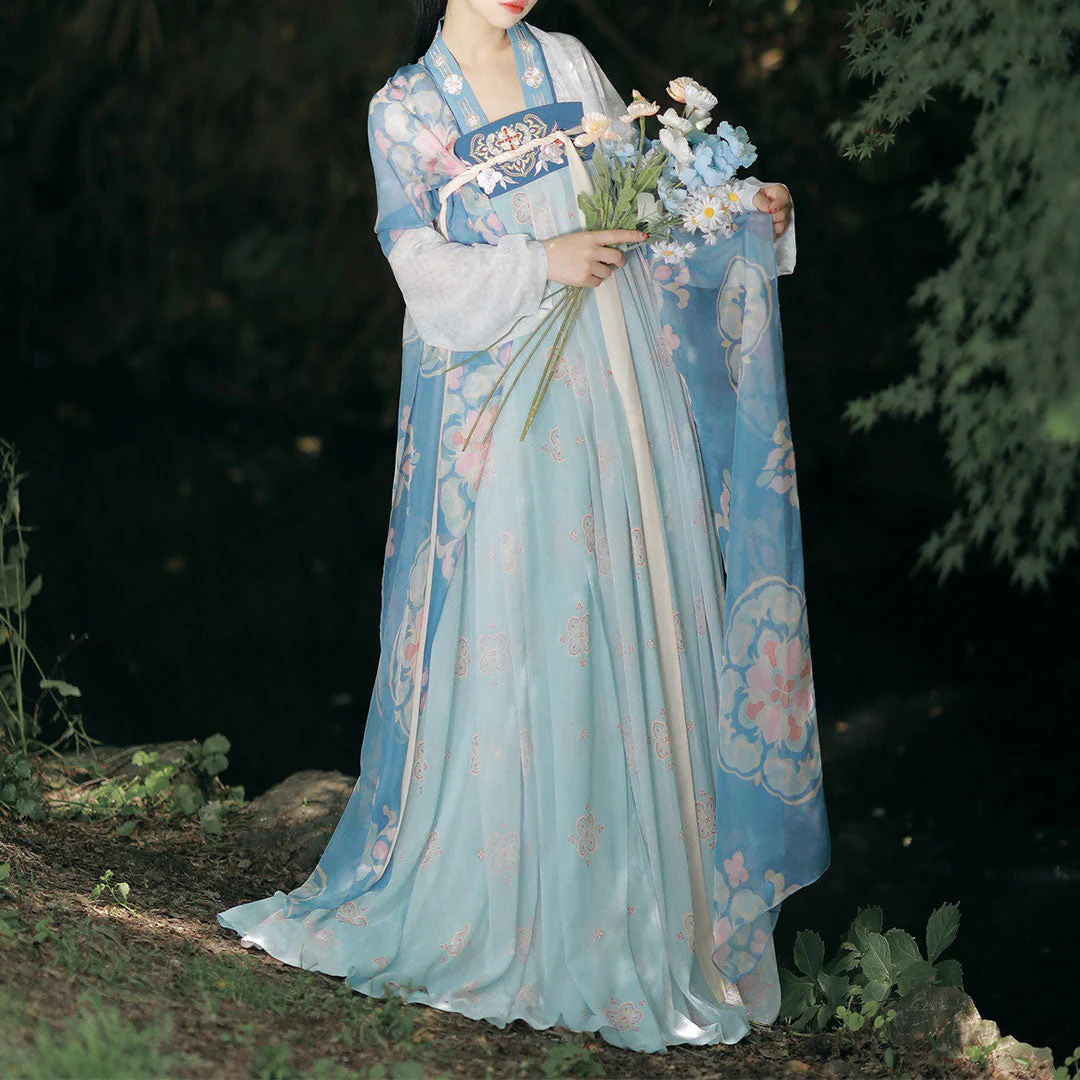 Floral Embroidery Hanfu Dress Set - Image 4