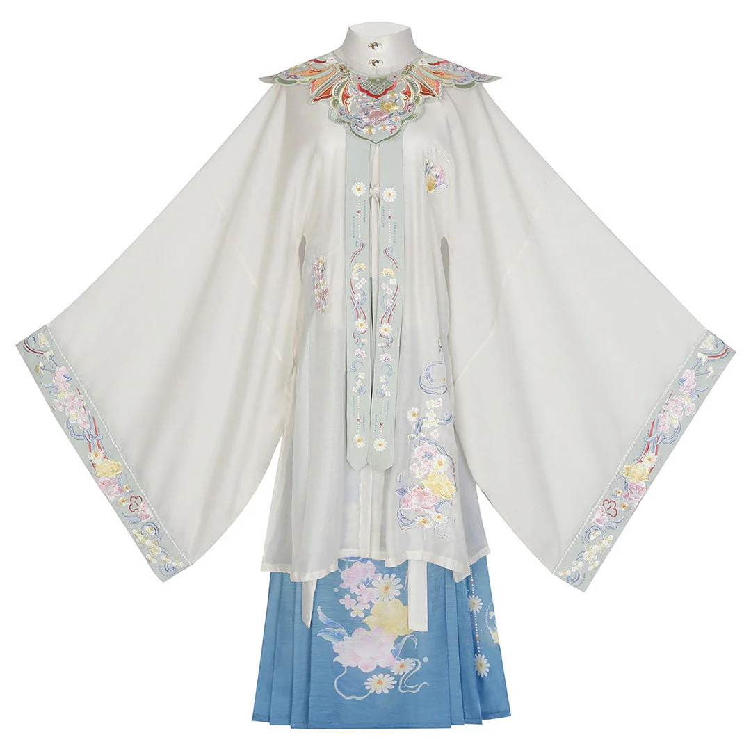 Flower Embroidery Hanfu Dress Set - Image 7