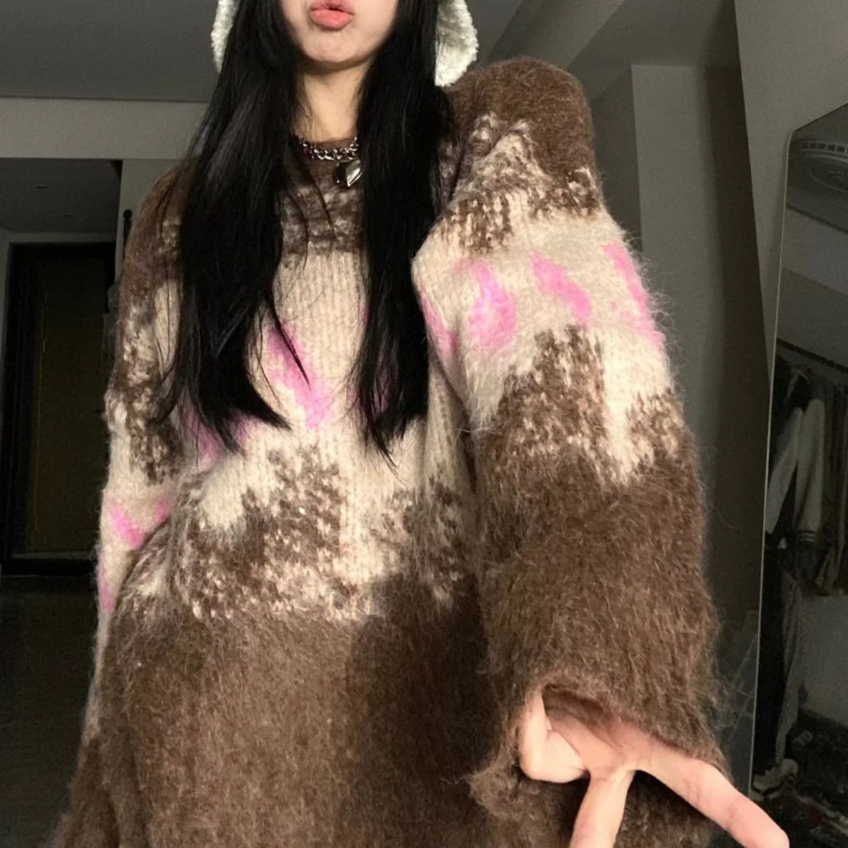 Fuzzy Contrast Color Print Oversized Sweater - Image 7