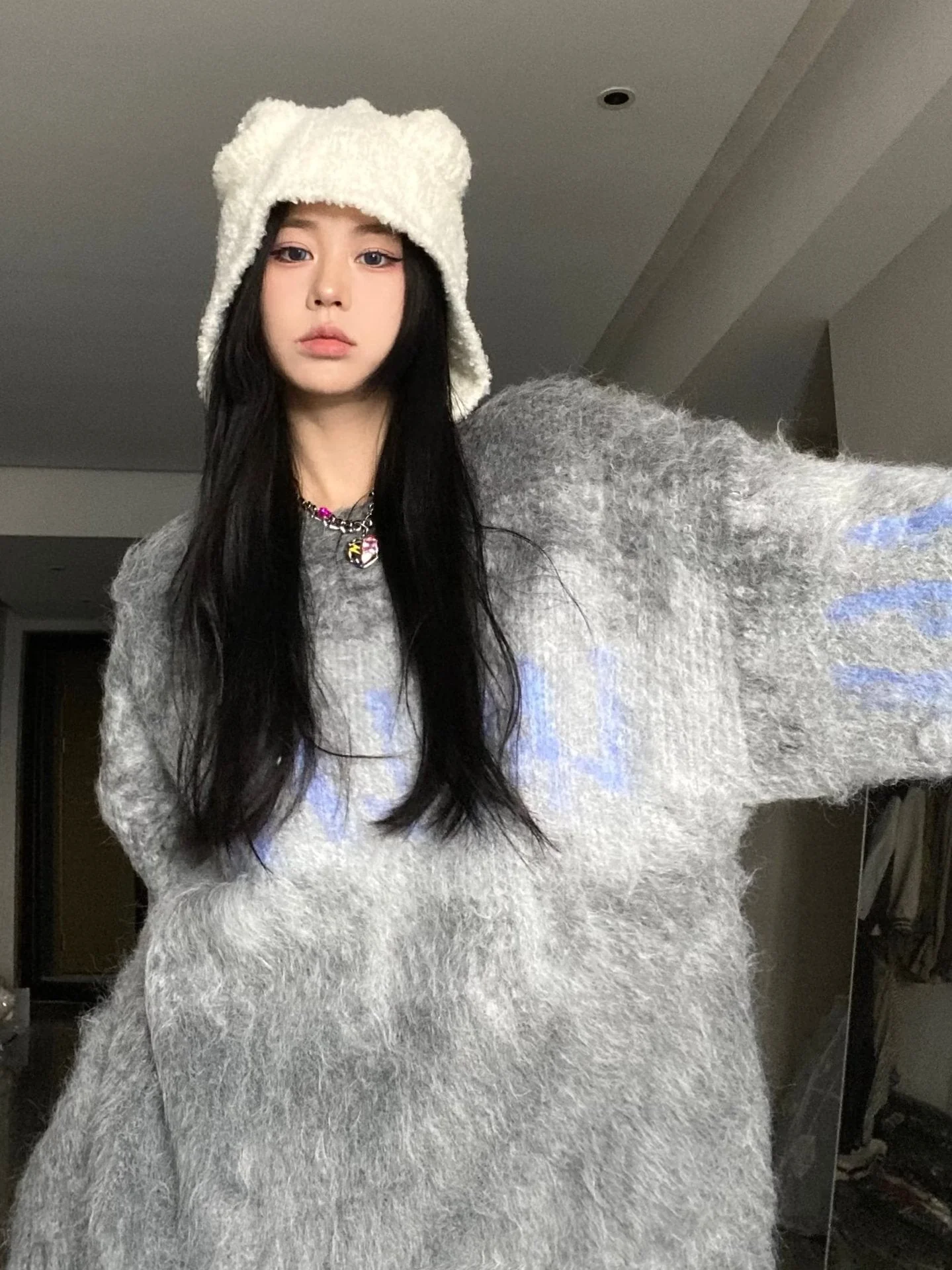 Fuzzy Contrast Color Print Oversized Sweater - Image 9