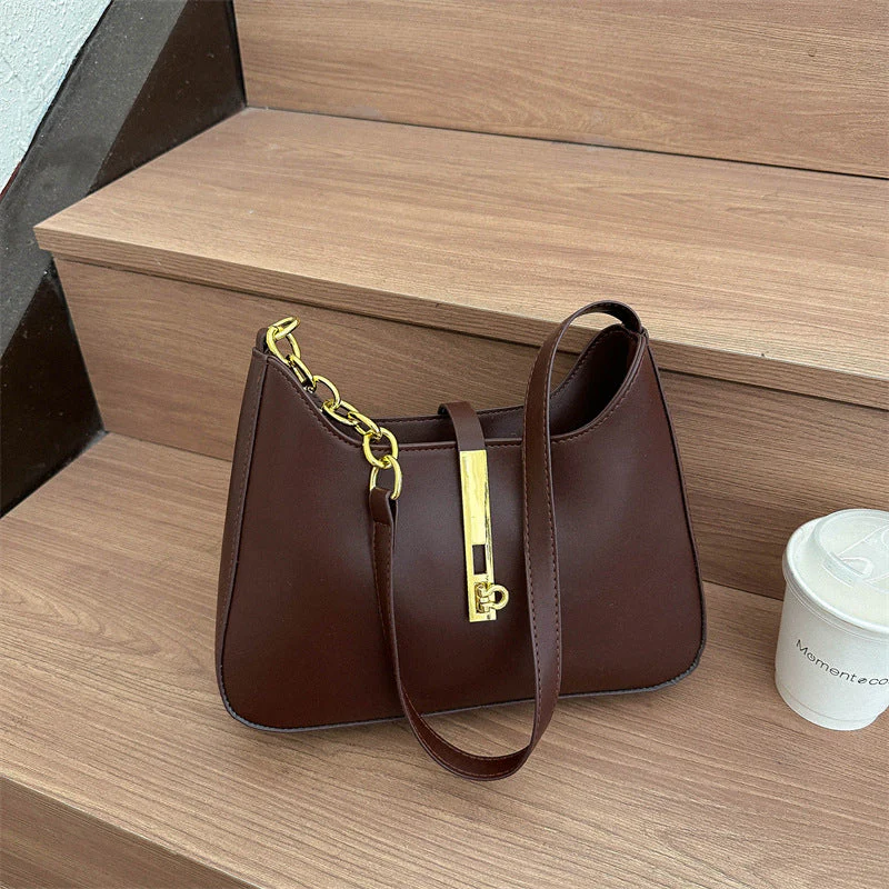Gold Chain Glam Shoulder Bag - Image 2