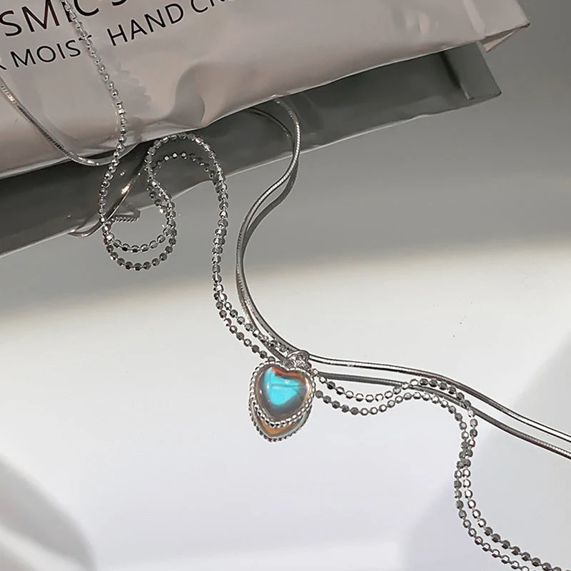 Gradient Gem Heart Necklace - Image 11