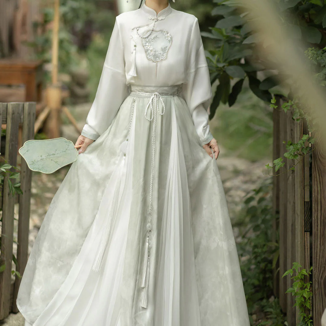 Hanfu Tassel Shirt Floral Skirt Set - Image 2