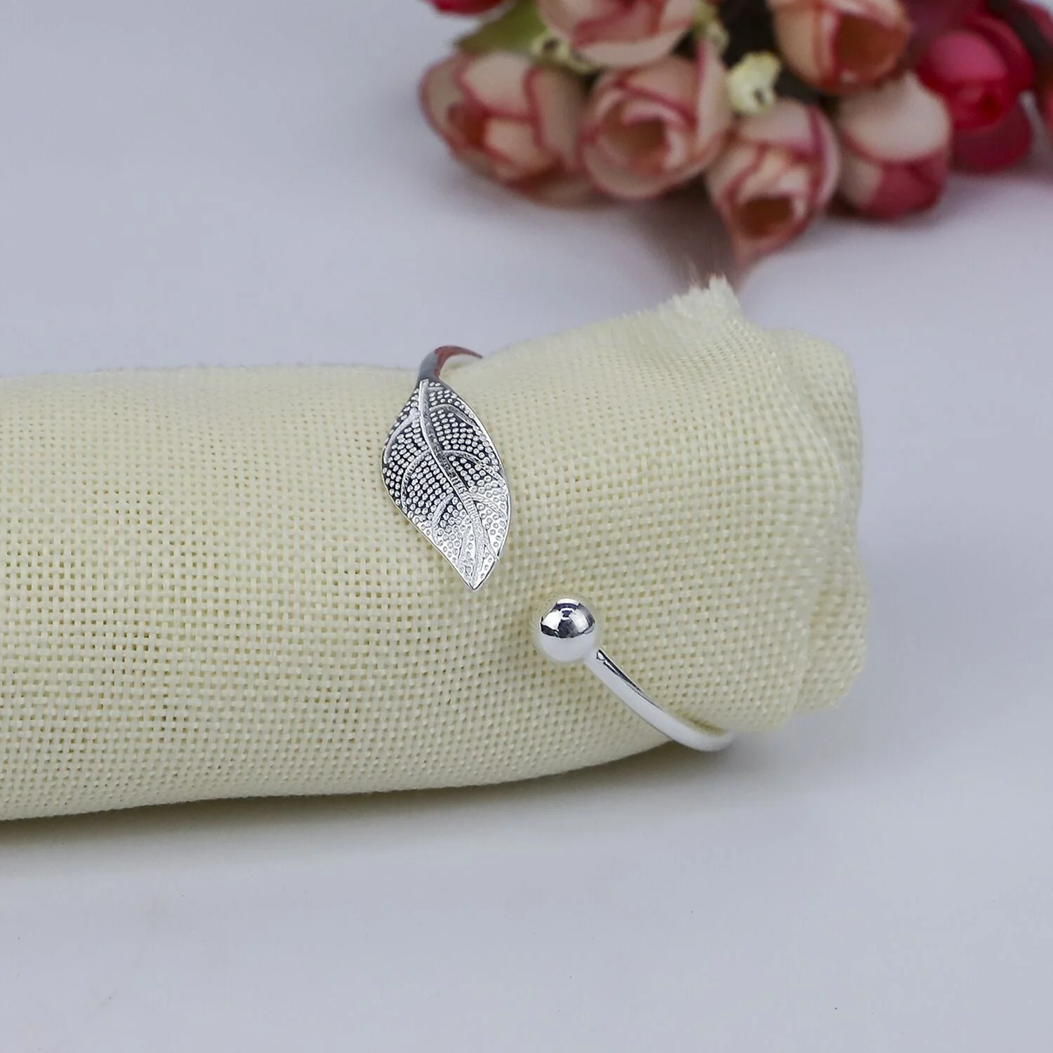 Leaf bracelet - Image 4