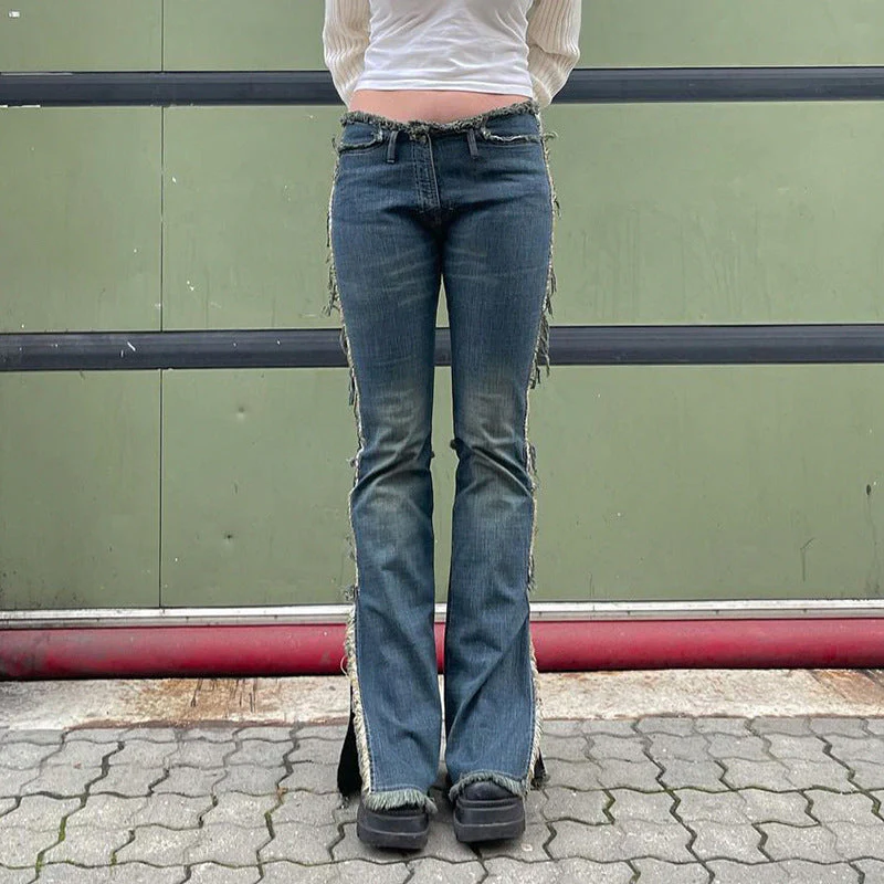 Low-waisted Raw Edge Flared Jeans - Image 5