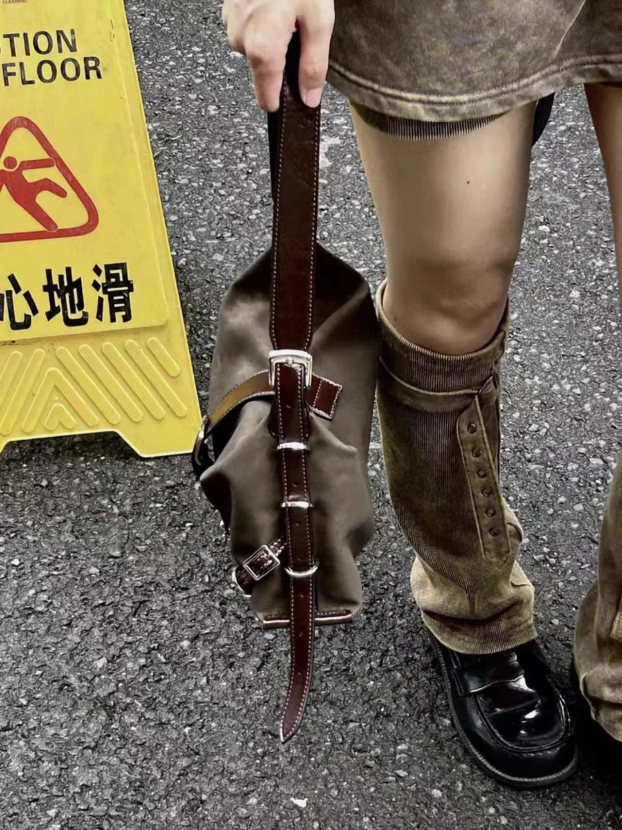 Minority Underarm Shoulder Bag - Image 8