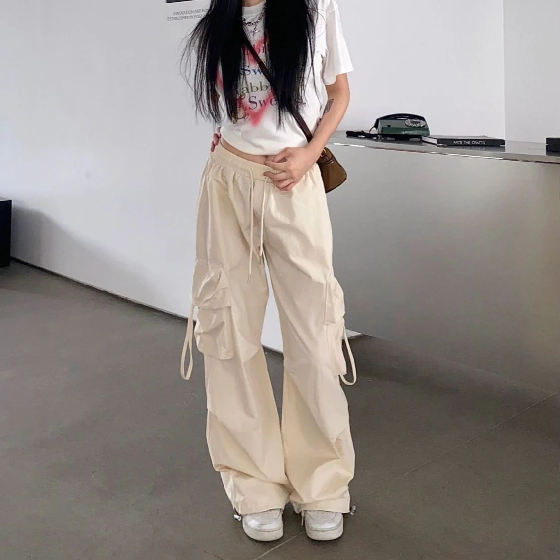 Multiple Pocket Bound Feet Cargo Pants - Image 10