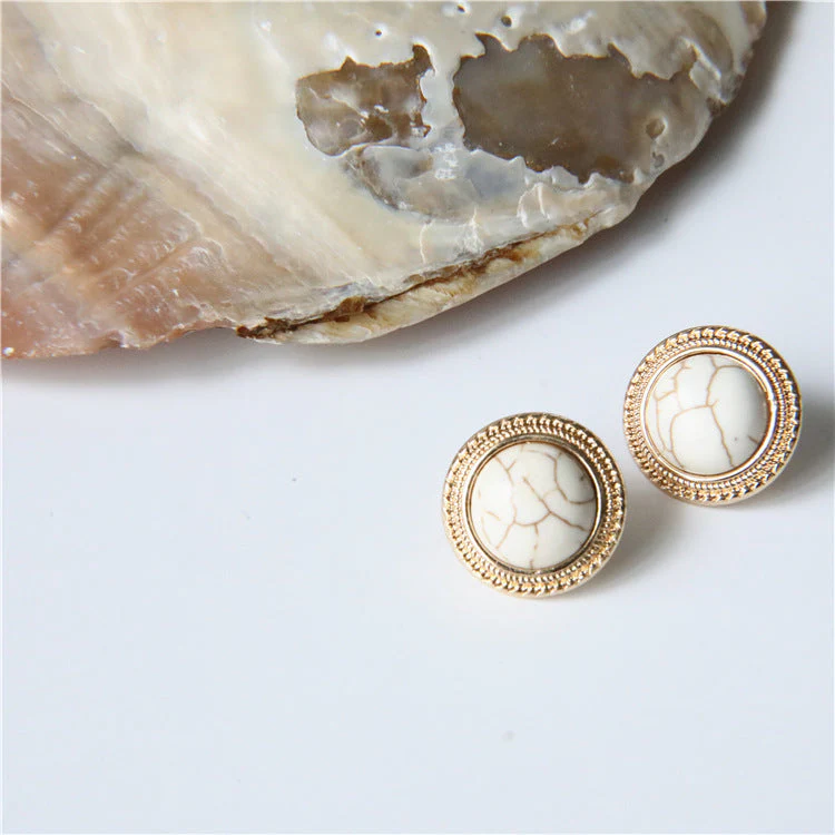 Pearl Cat Eye Stud Earrings - Image 4
