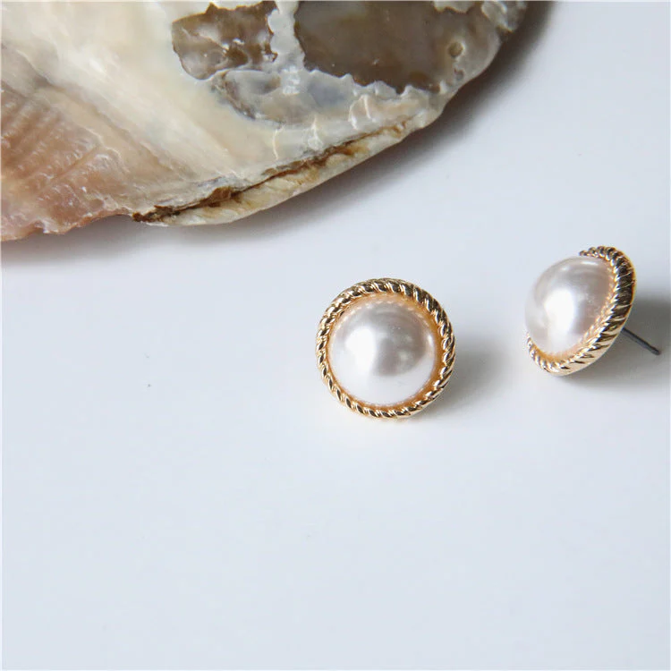 Pearl Cat Eye Stud Earrings - Image 5