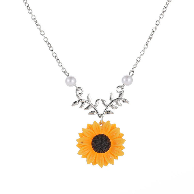 Pearl Sun Flower Necklace - Image 5