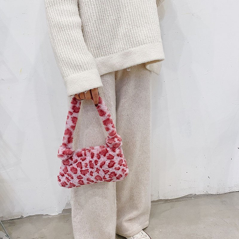 Plush Underarms One-shoulder Handbag - Image 3