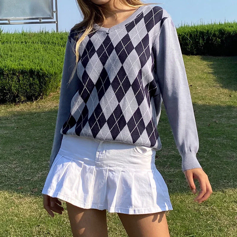 Preppy Style Argyle Sweater - Image 5
