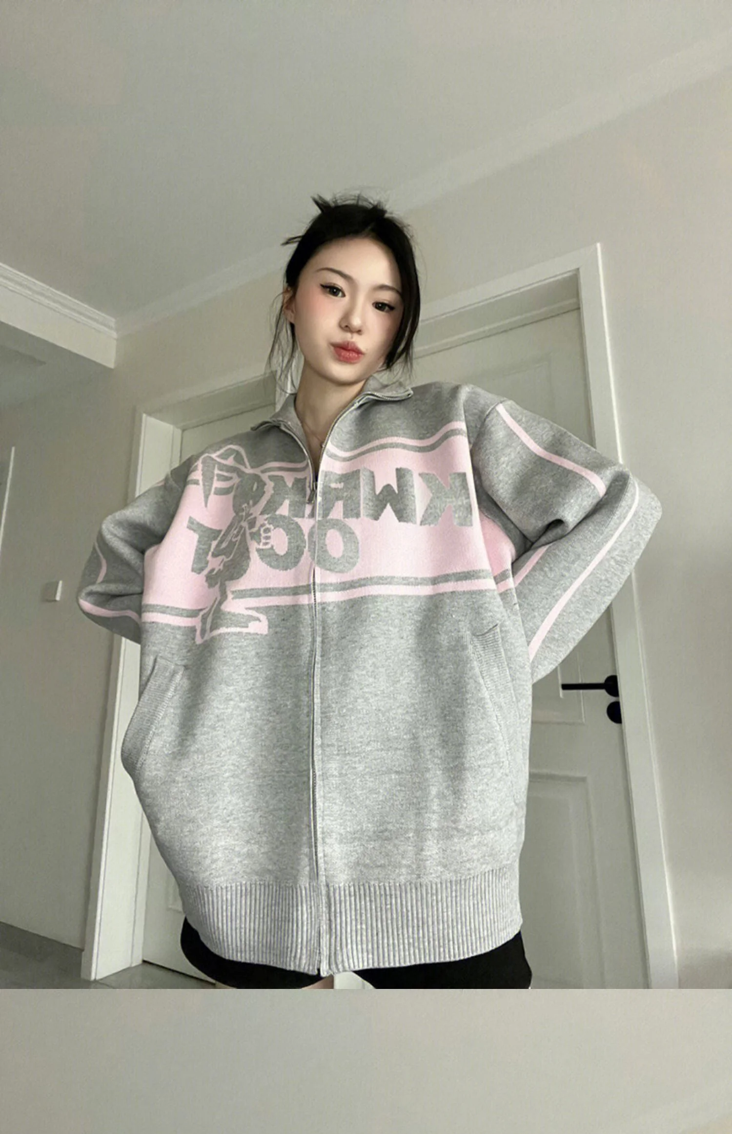 Rabbit Print Oversized Zip Up Cardigan - Image 7