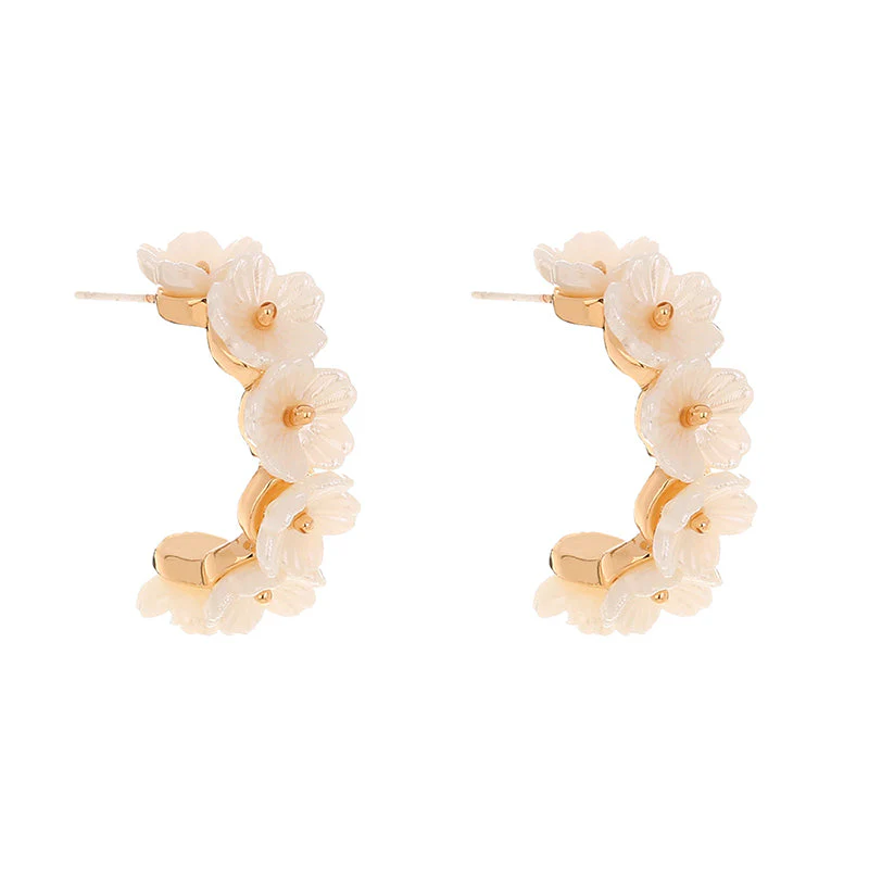 Resin White Flower Type C Stud Fashion - Image 6