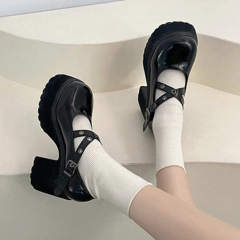 Retro Black Chunky Platform Shoes - Image 2