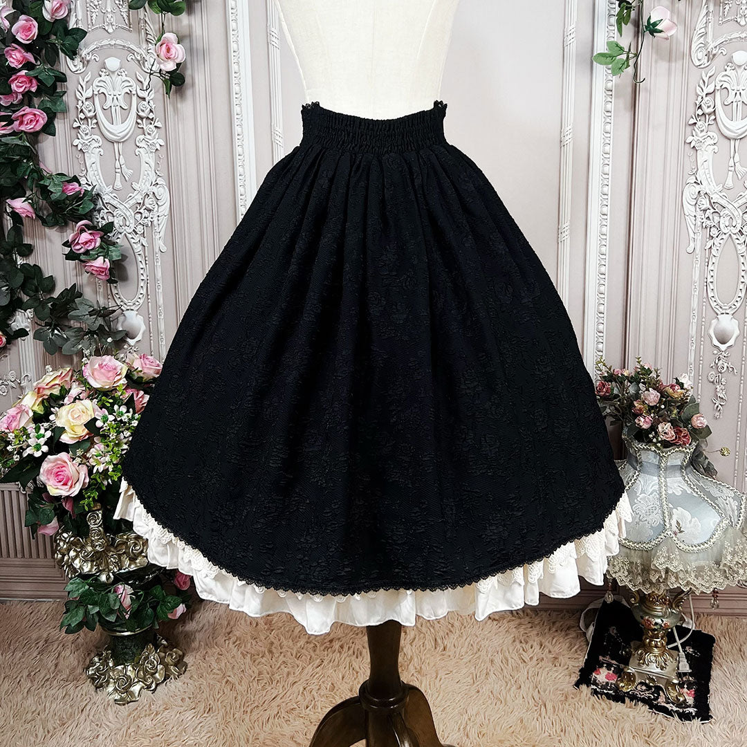 Retro Lace Black Skirt - Image 2
