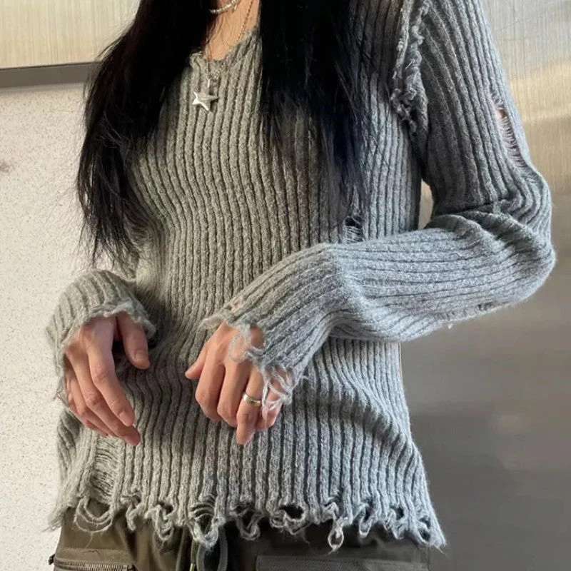 Ribbed Tattered V Neck Sweater - Image 3