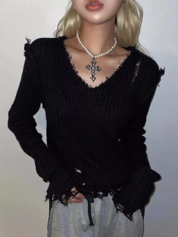 Ribbed Tattered V Neck Sweater - Image 7