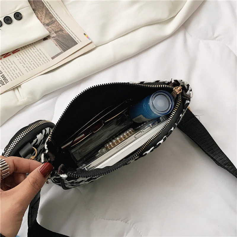 Simple One-Shoulder Bag - Image 4