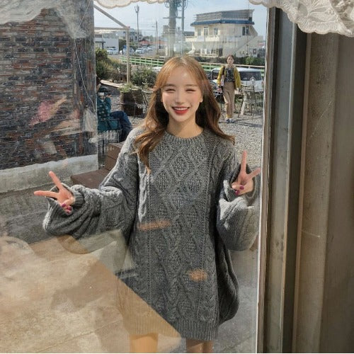 Solid Cable Knit Pullover Sweater - Image 7