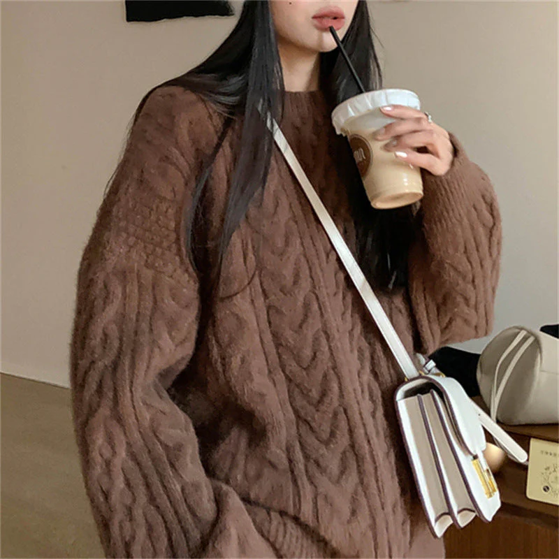 Solid Color Cable Knit Pullover Sweater - Image 9