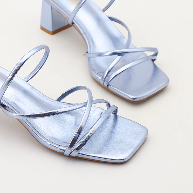 Square Head Thick Heel Sandals - Image 10