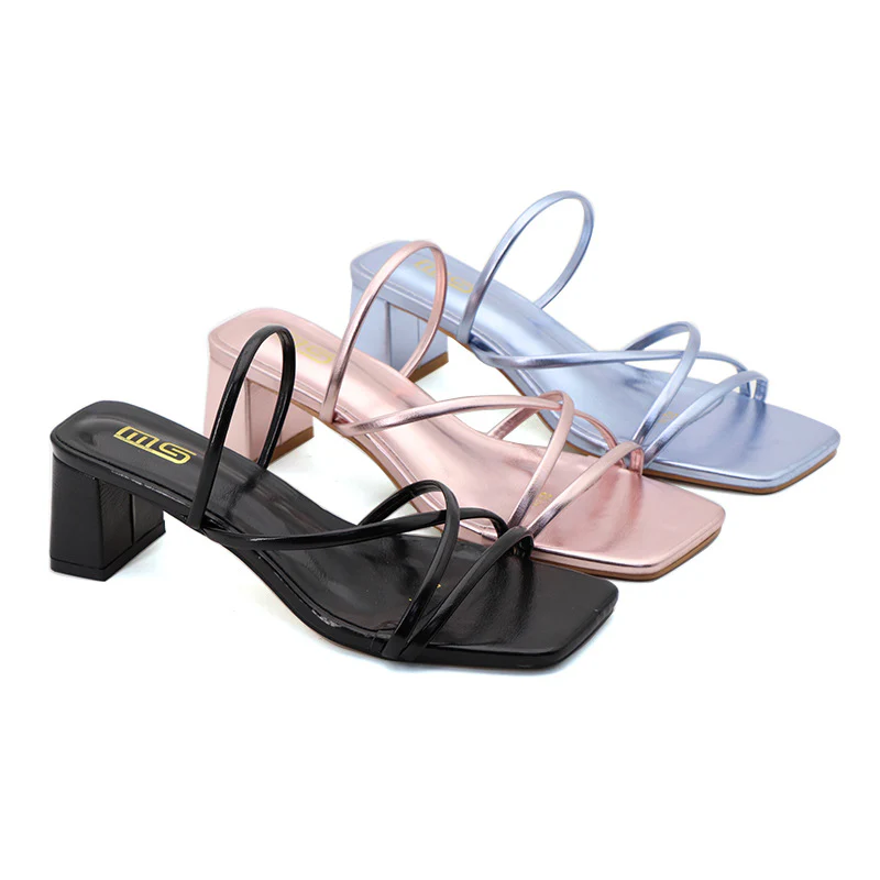 Square Head Thick Heel Sandals - Image 15