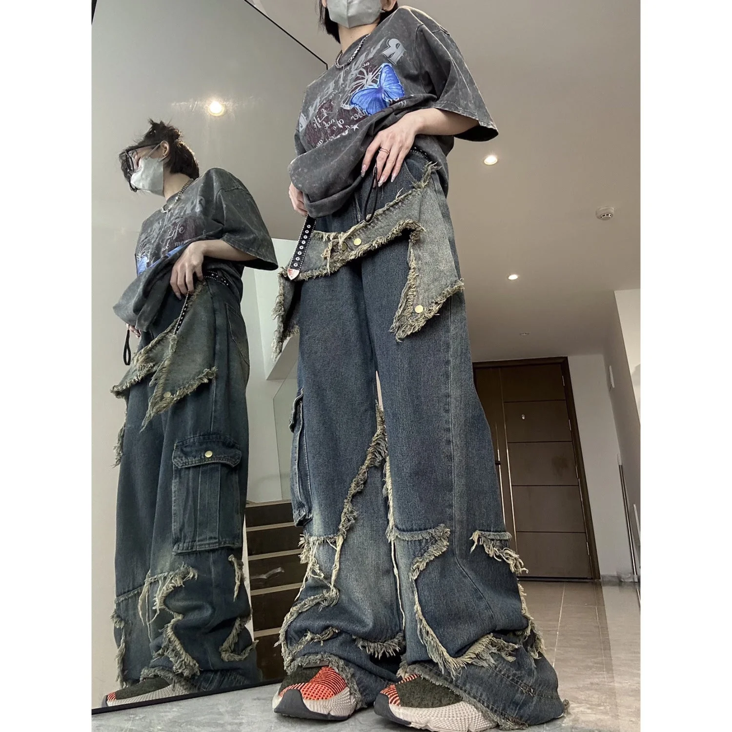 Star Patch Distressed Blue Boyfriend Jeans - Image 6