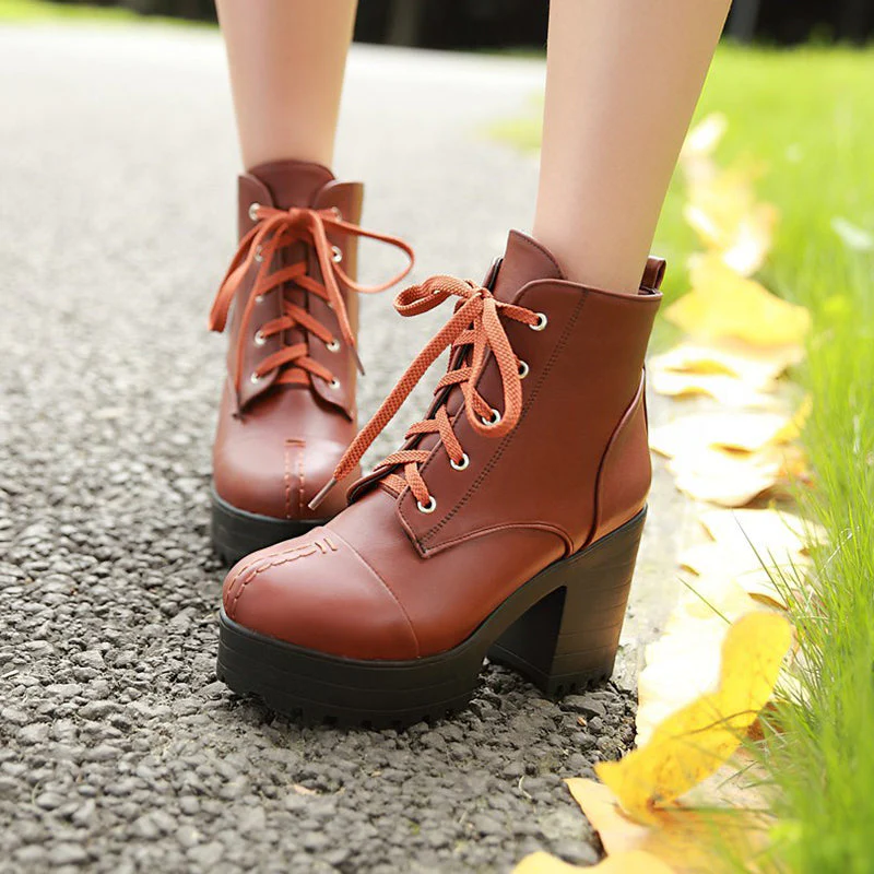 Black Boots - Image 5