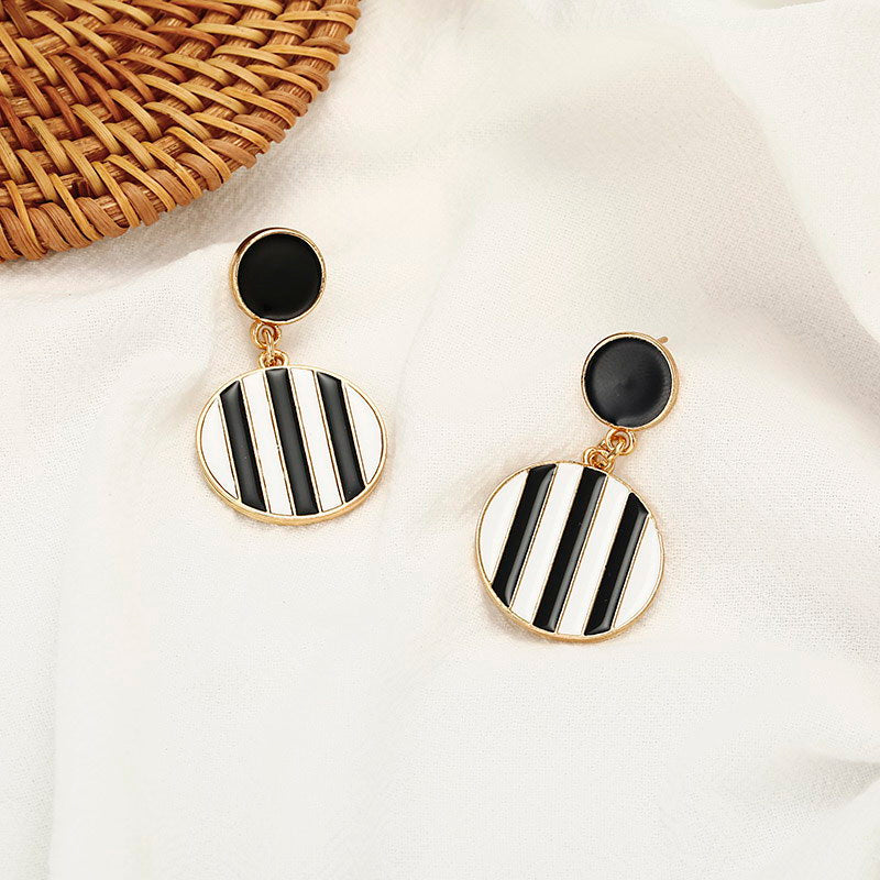 Stud Earrings Unquie Design Geometric Ear Jewelry - Image 2