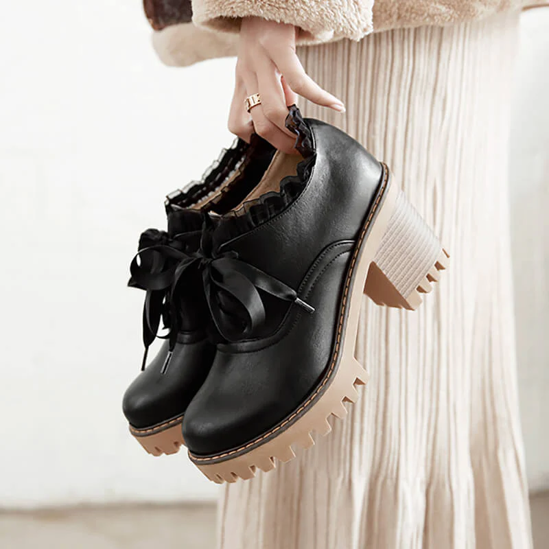 Sweet Lace Student Shoes - Image 4