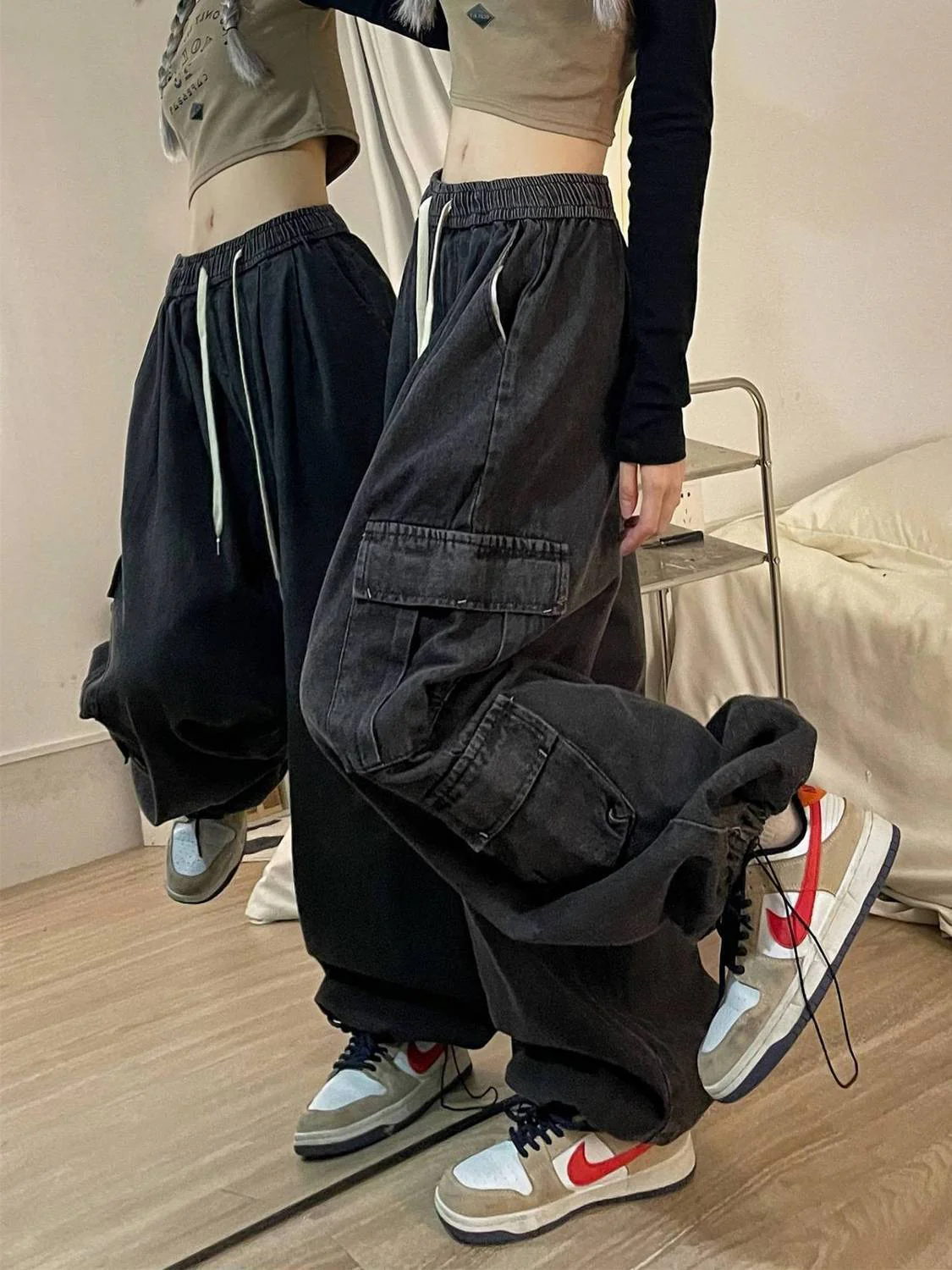 Tie Strap Baggy Cargo Jeans - Image 6