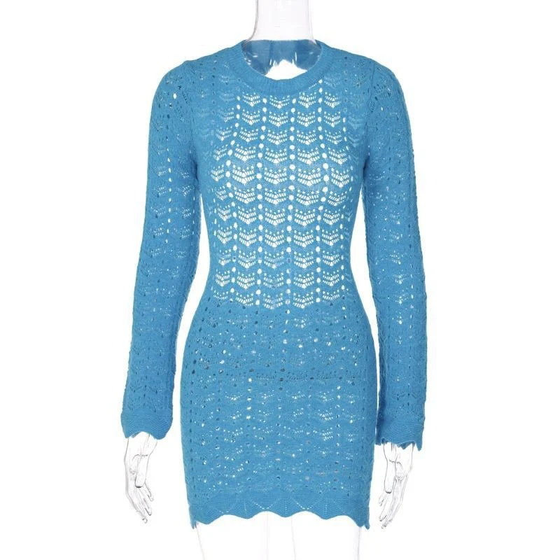 Tight Long-Sleeved Open-Back Dress