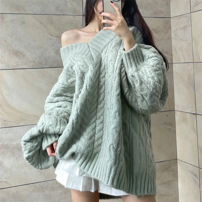 Twist Design V Neck Loose Sweater - Image 4