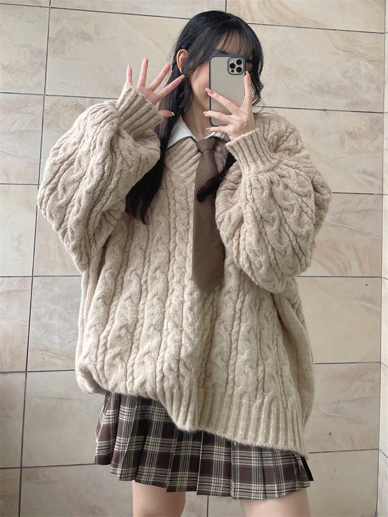 Twist Design V Neck Loose Sweater - Image 5
