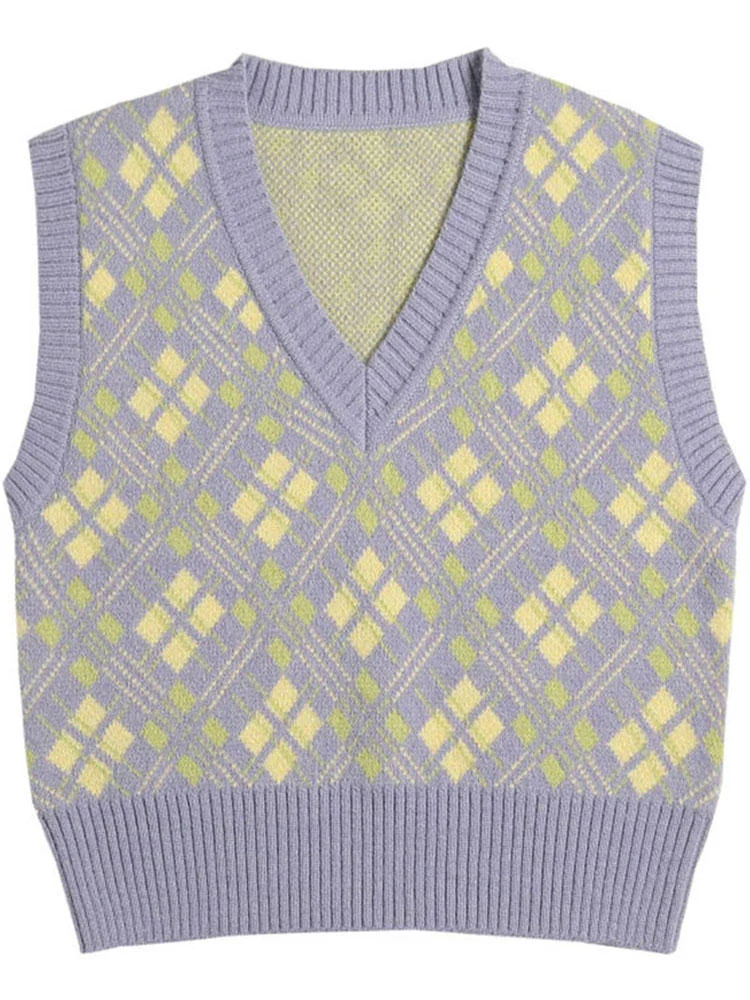 V Neck Lavender Argyle Sweater Vest - Image 5