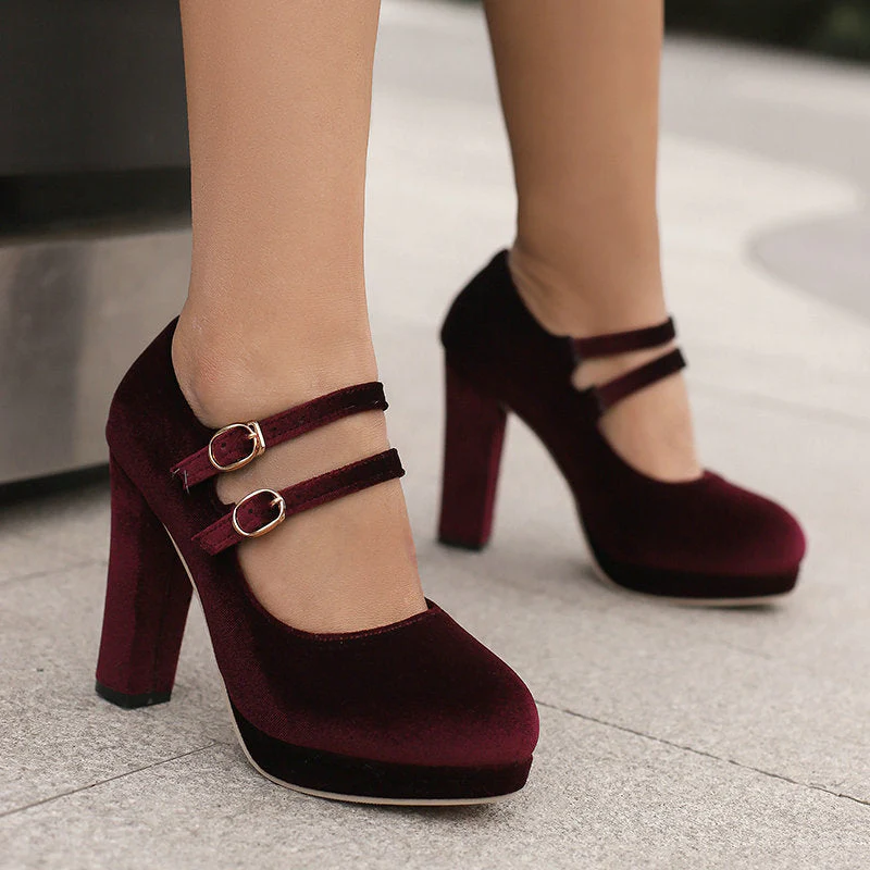 Velvet Heels - Image 3