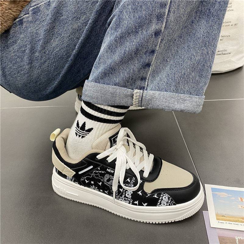 Vintage College Sneakers - Image 2