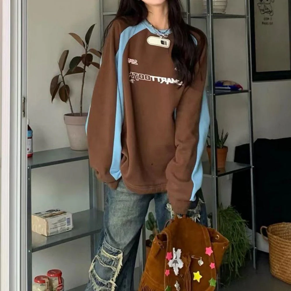 Vintage Print Raglan Sweatshirt - Image 3